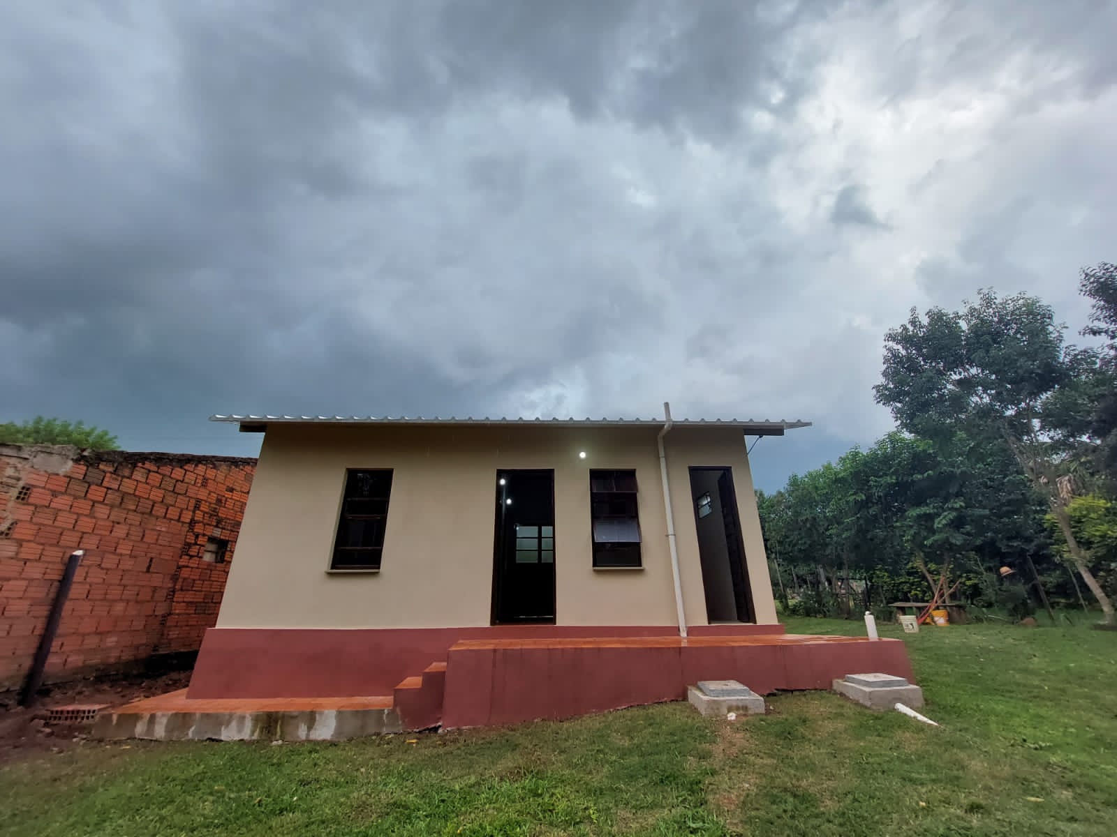 083c76f8-bb6e-4bbd-af49-46f800ad0bc1