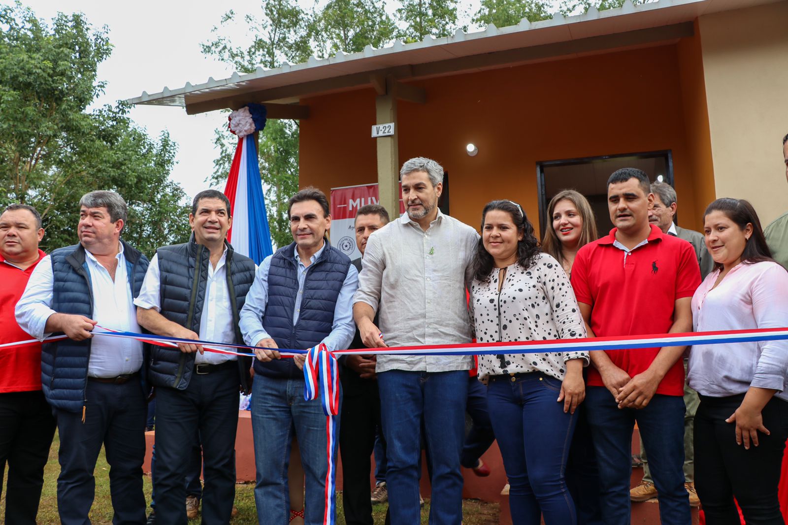 8ccbbb0e-9707-40f8-97e2-1a16a883a6ec