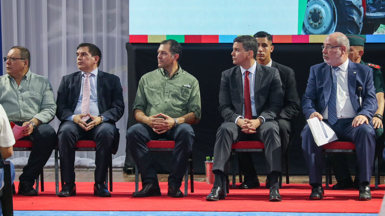 08533a63-0368-4c1e-9582-1fd876d8fa8f