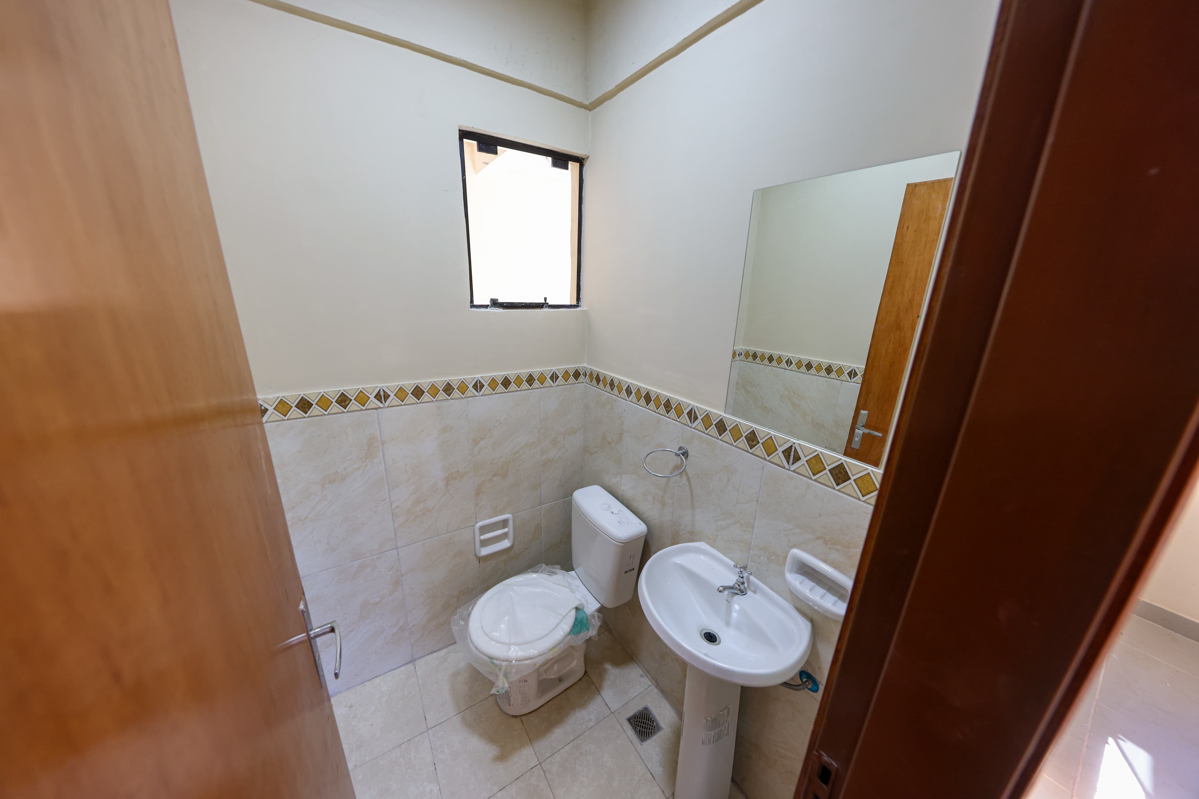 17fd1550-4b6b-46dd-8864-d55f77c2e62c