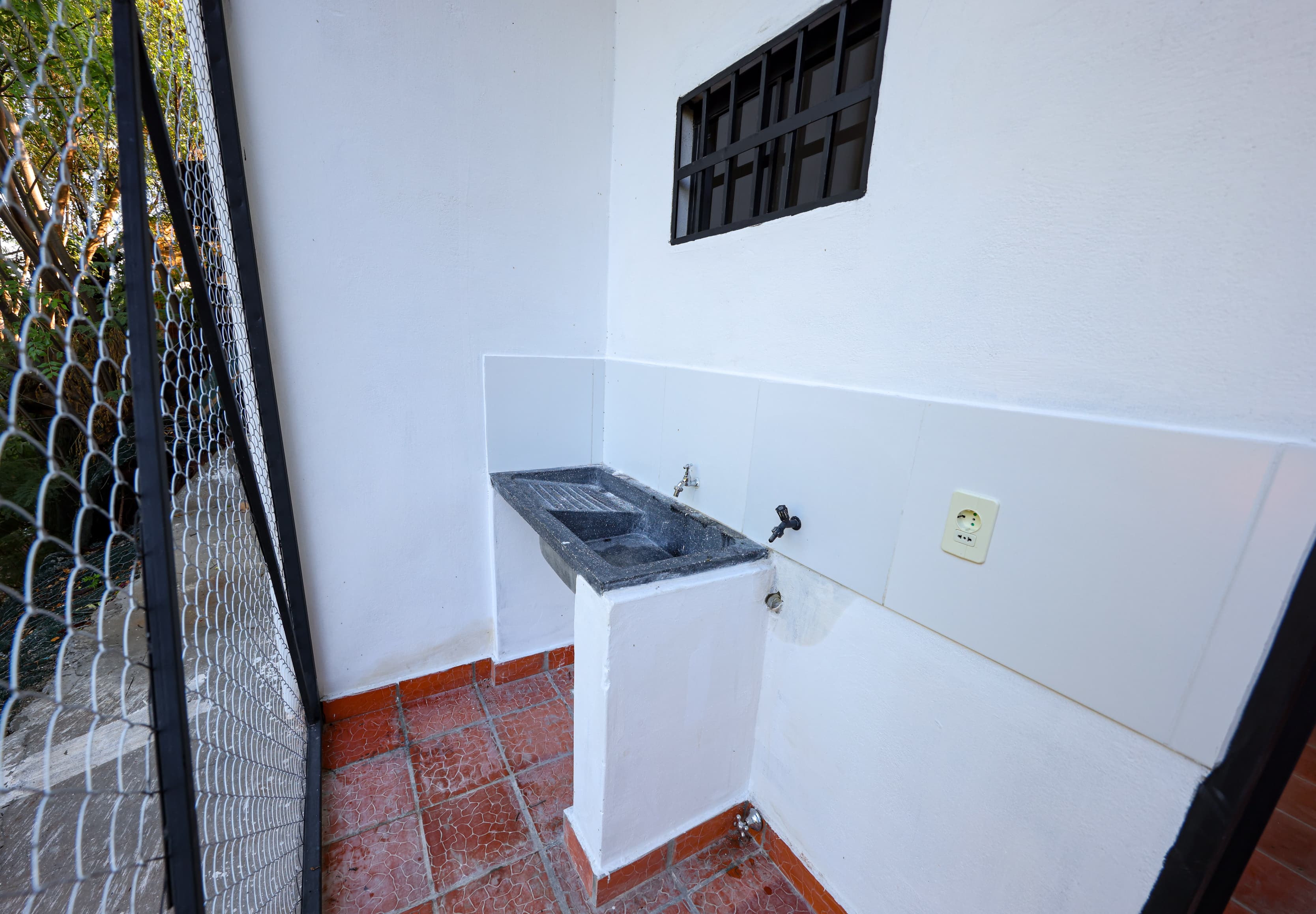 WhatsApp Image 2025-01-30 at 10.06.39 (12)