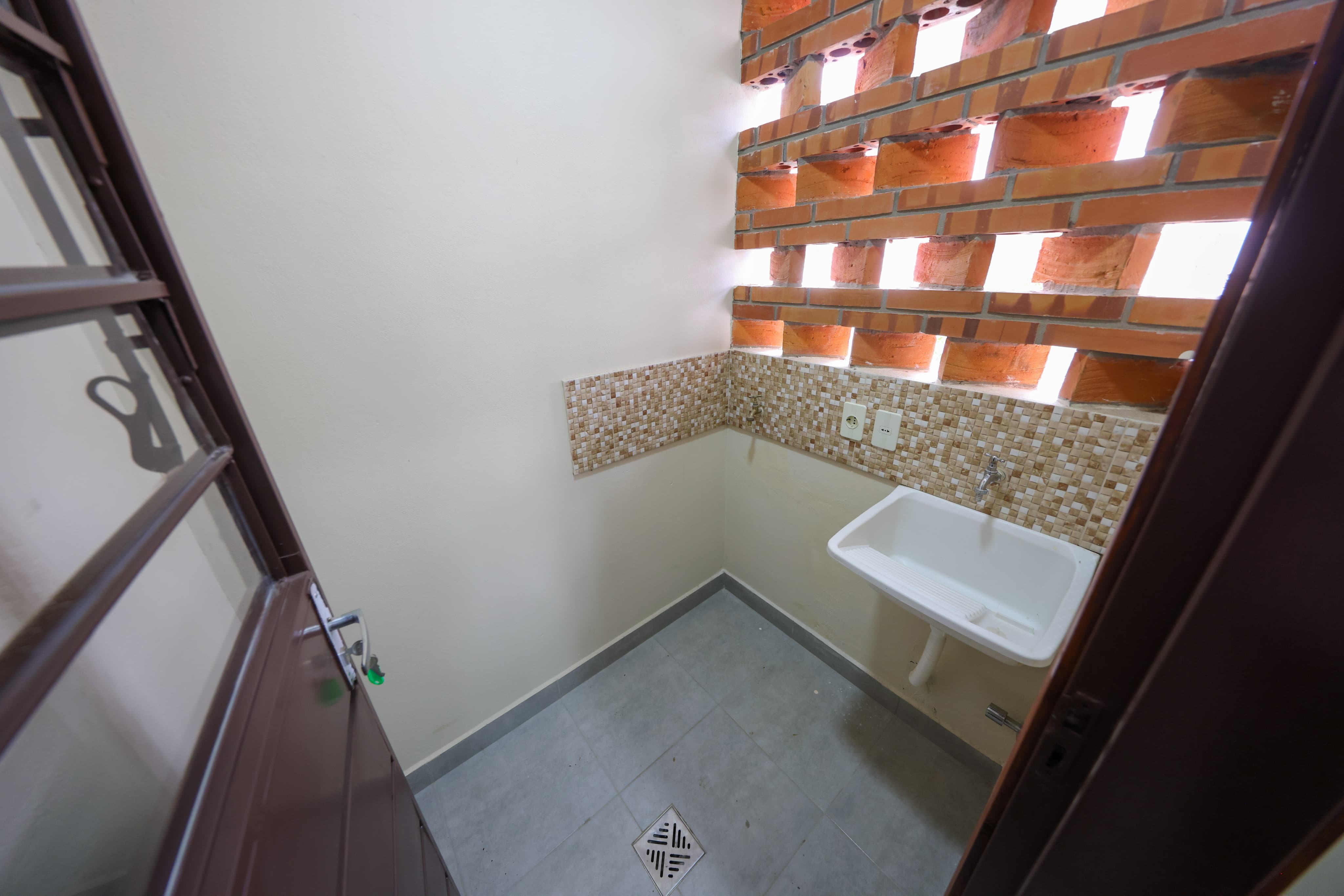 WhatsApp Image 2025-03-17 at 13.31.28