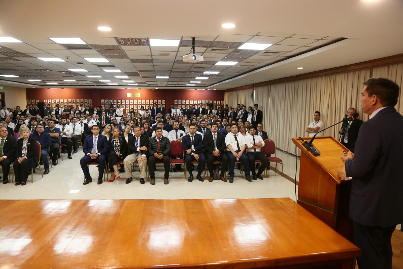 8e30a385-a421-4661-831a-17720259a216