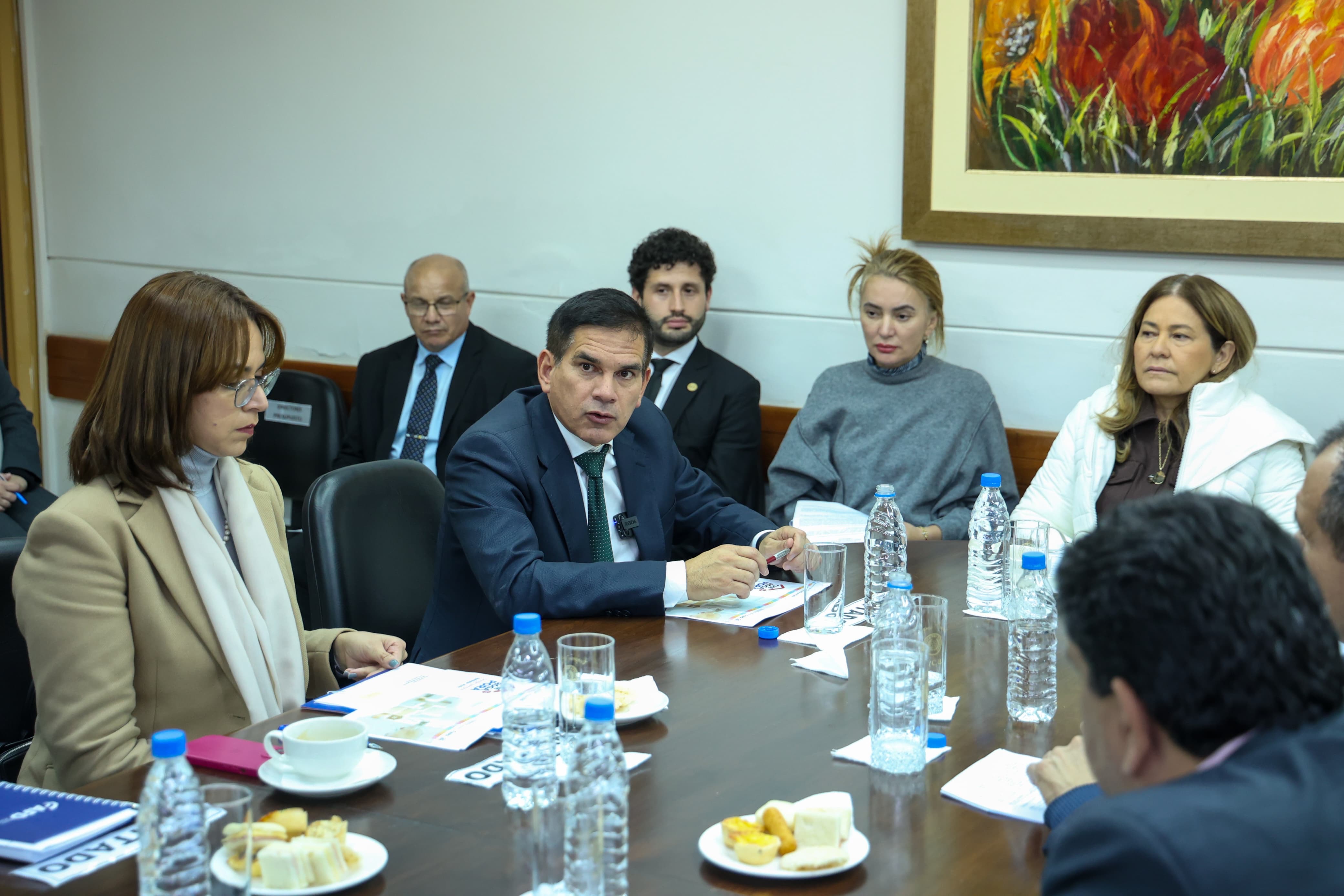 3960acfb-efc7-4d2a-a15b-09d33fadbb6a