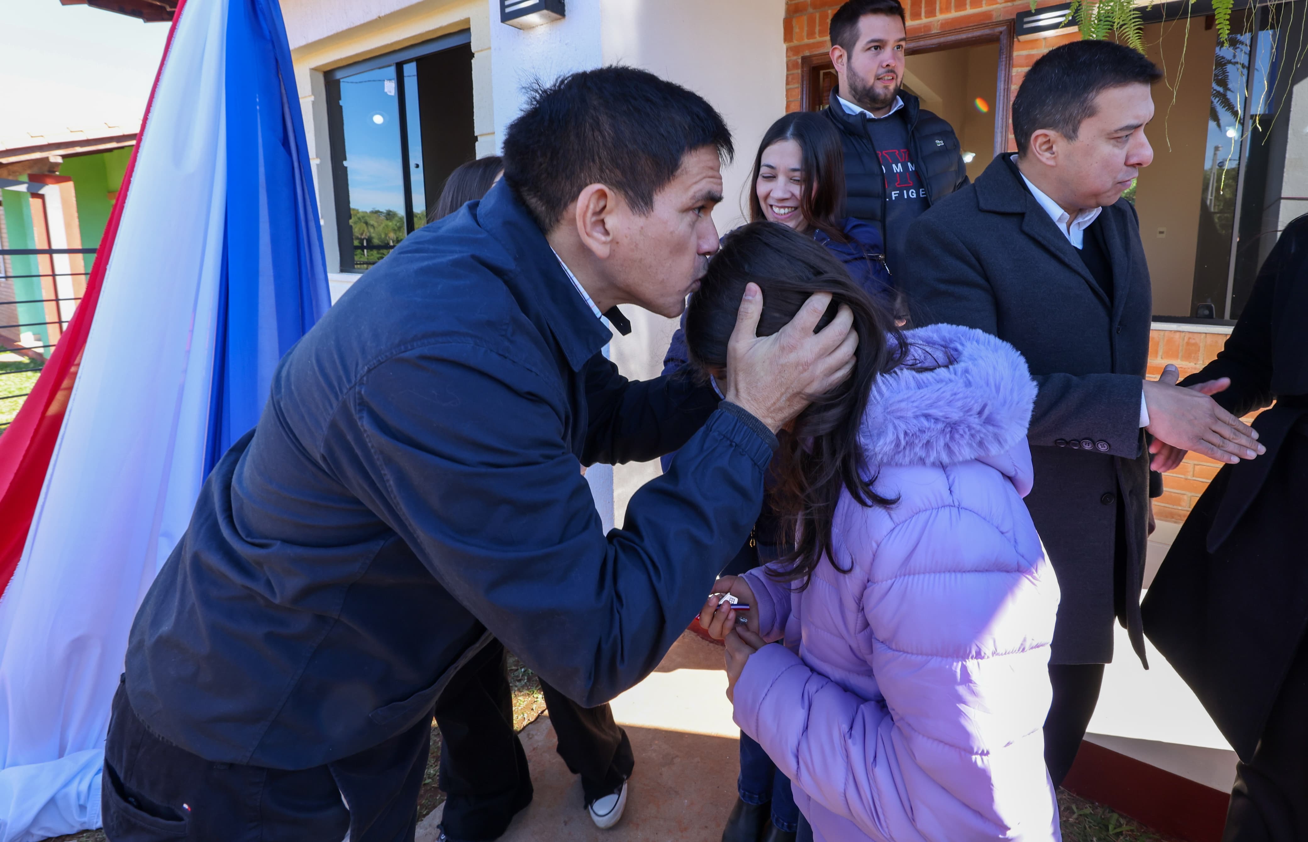 32706b5c-a155-49f6-8d37-0f478af40b11