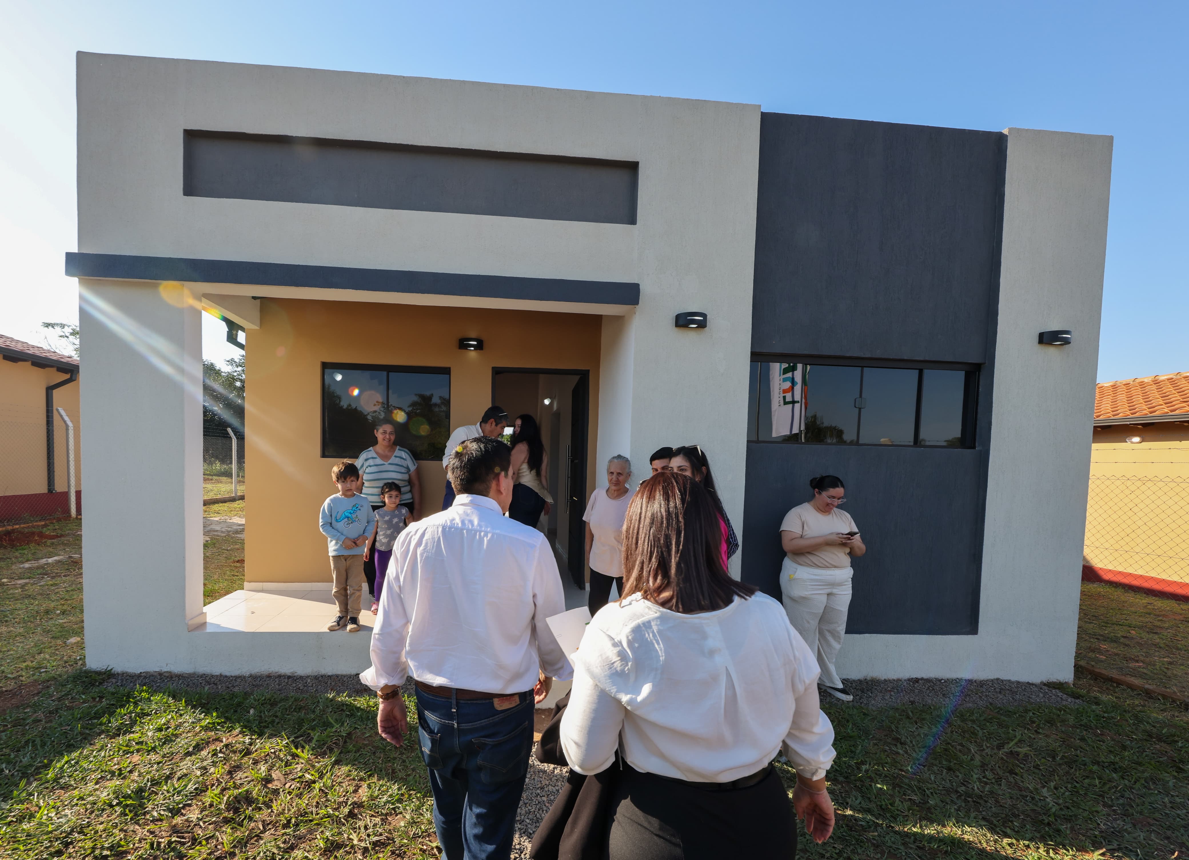 598c1a47-f7e3-46d5-8301-2c2870009e35