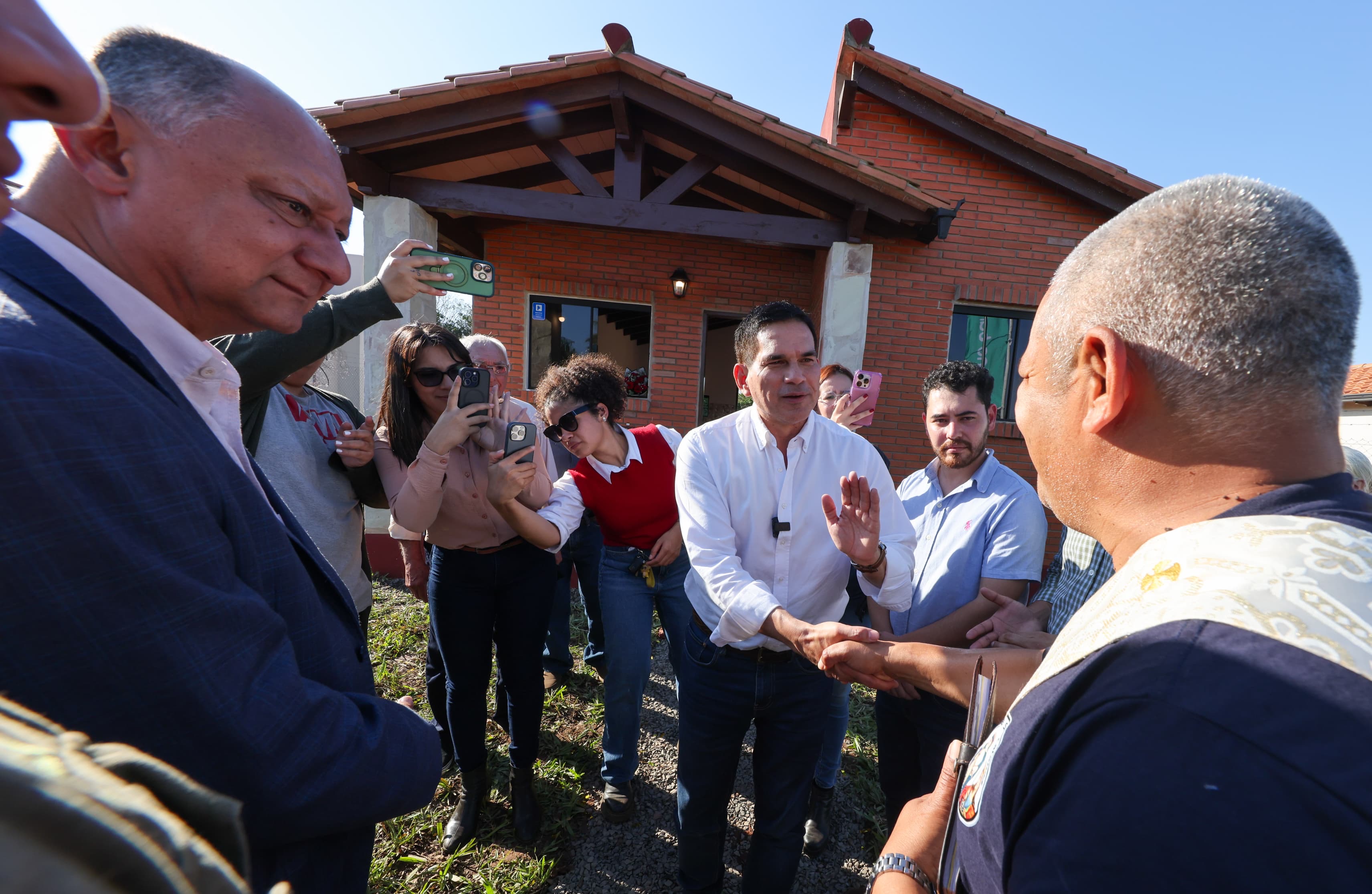 b89cb31a-7baf-480c-a978-cd3f2bd364fa