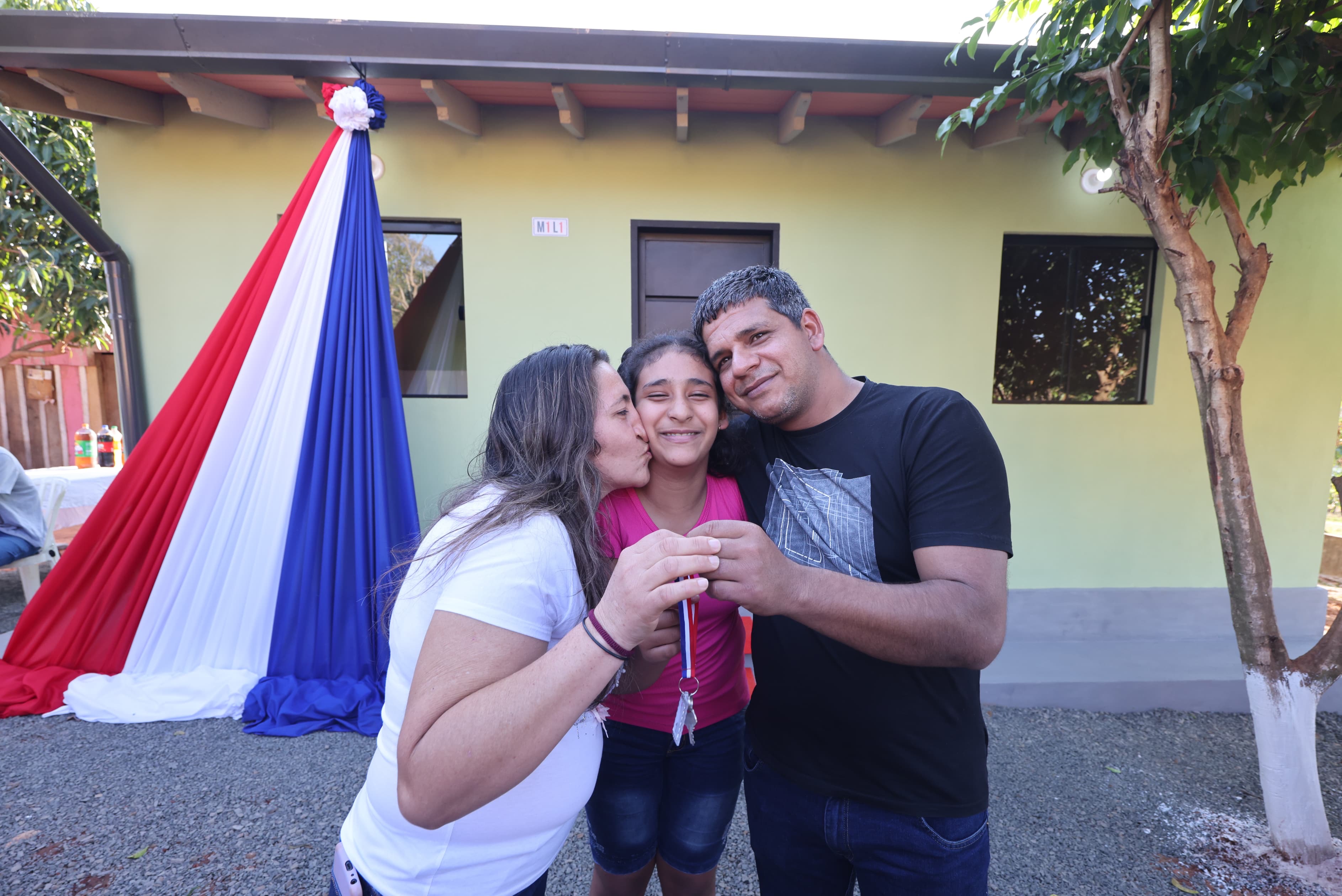 ecf07840-0f85-4d4f-bcbe-873b28a2fc13