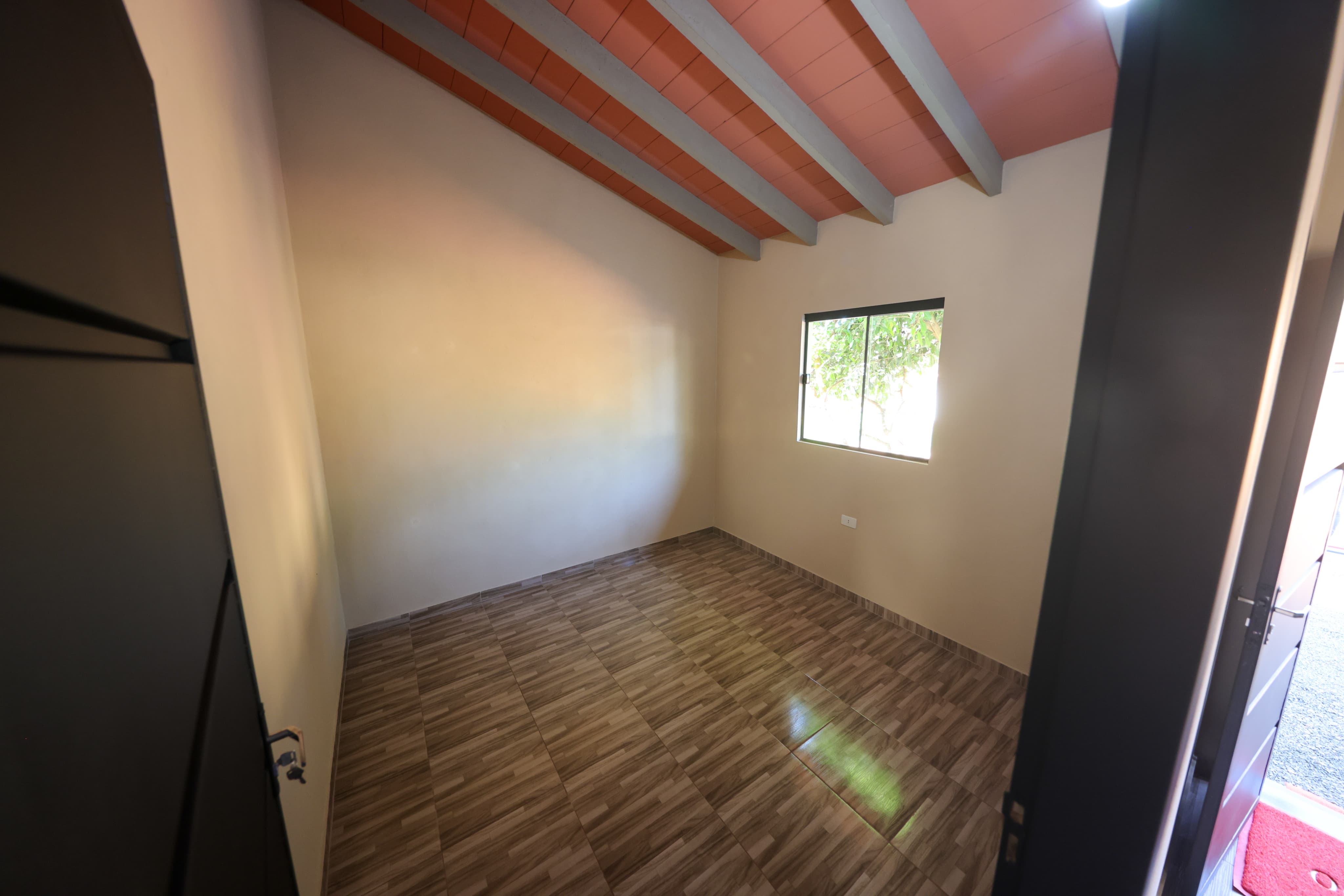 fa63a8dc-9ab3-4e01-b2ce-b9c9c4b78837