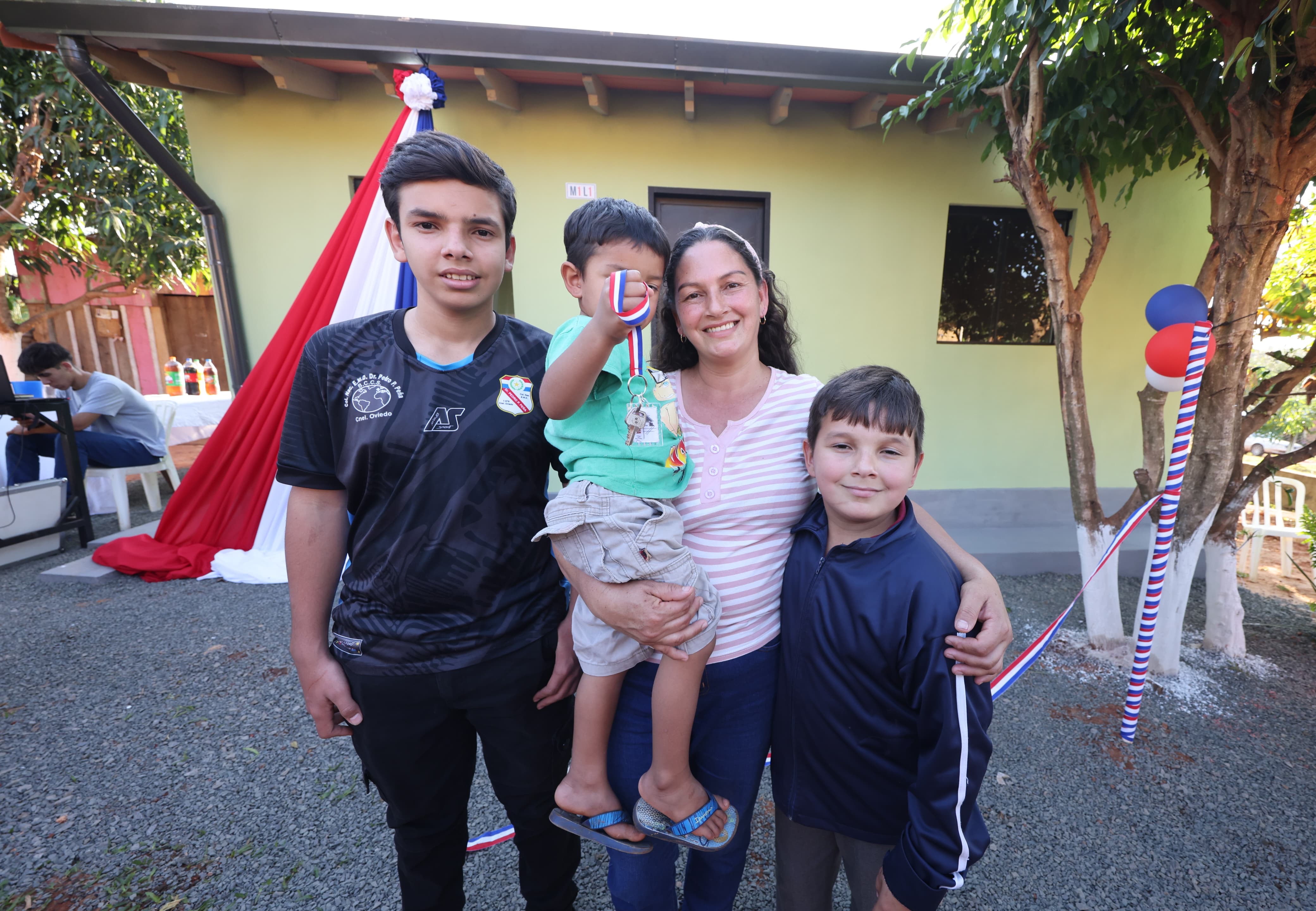 fde529b8-5d2a-41e4-93a9-16072a511166