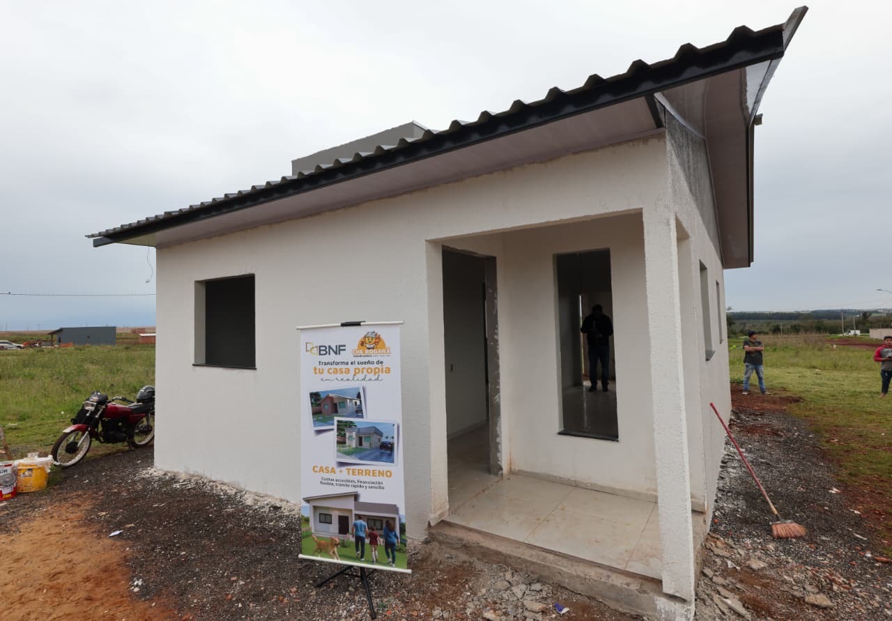 92b6aca8-2be5-4b5e-b3b4-b9a422c66d3c