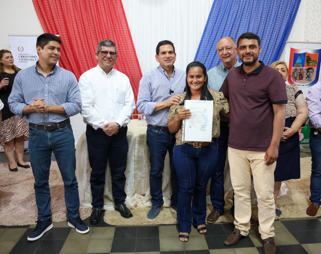 b3a95732-9671-499a-a8f9-aea668a9384f