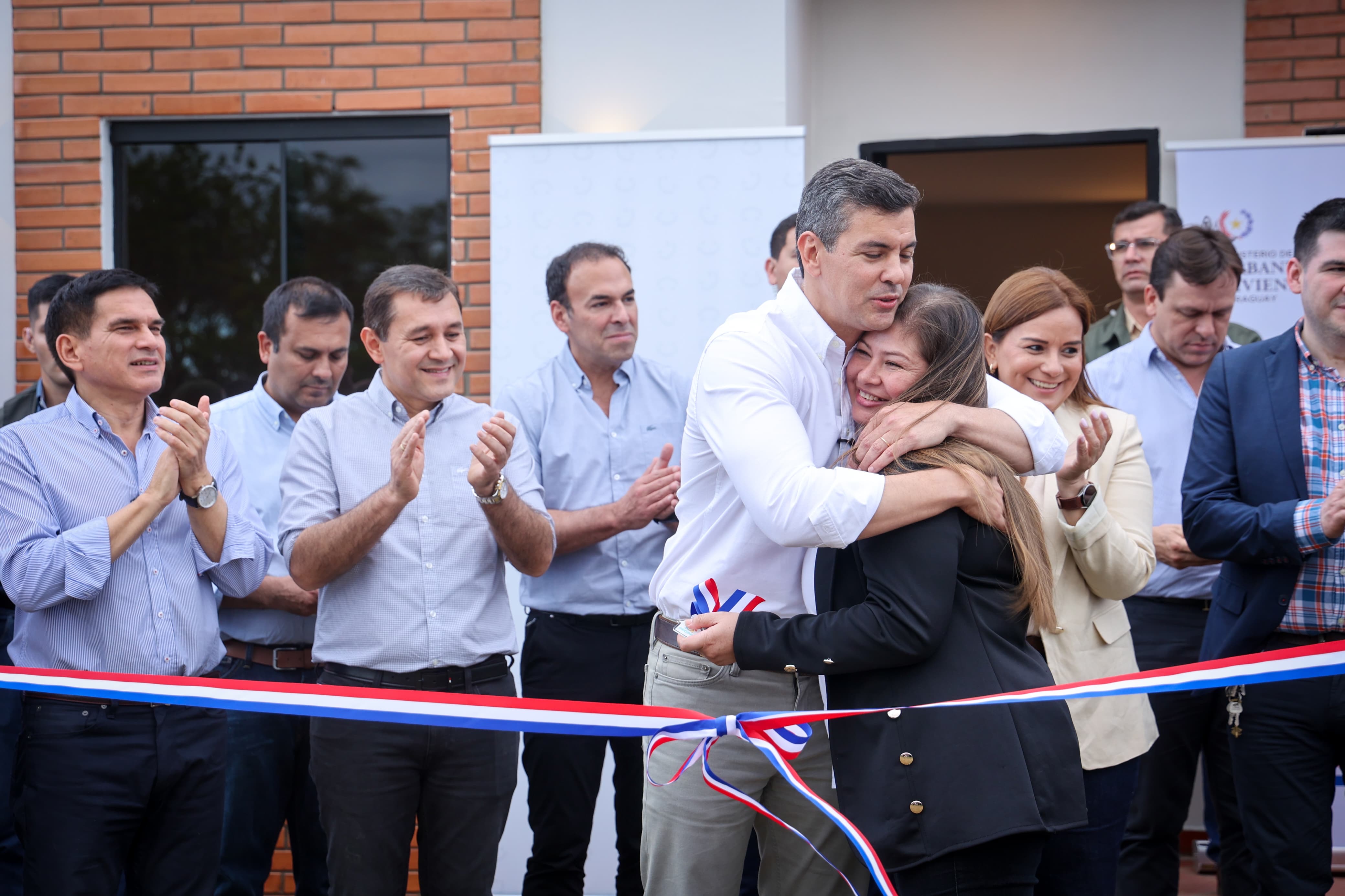 27b957b3-7dab-4786-b251-6cfe61d10890