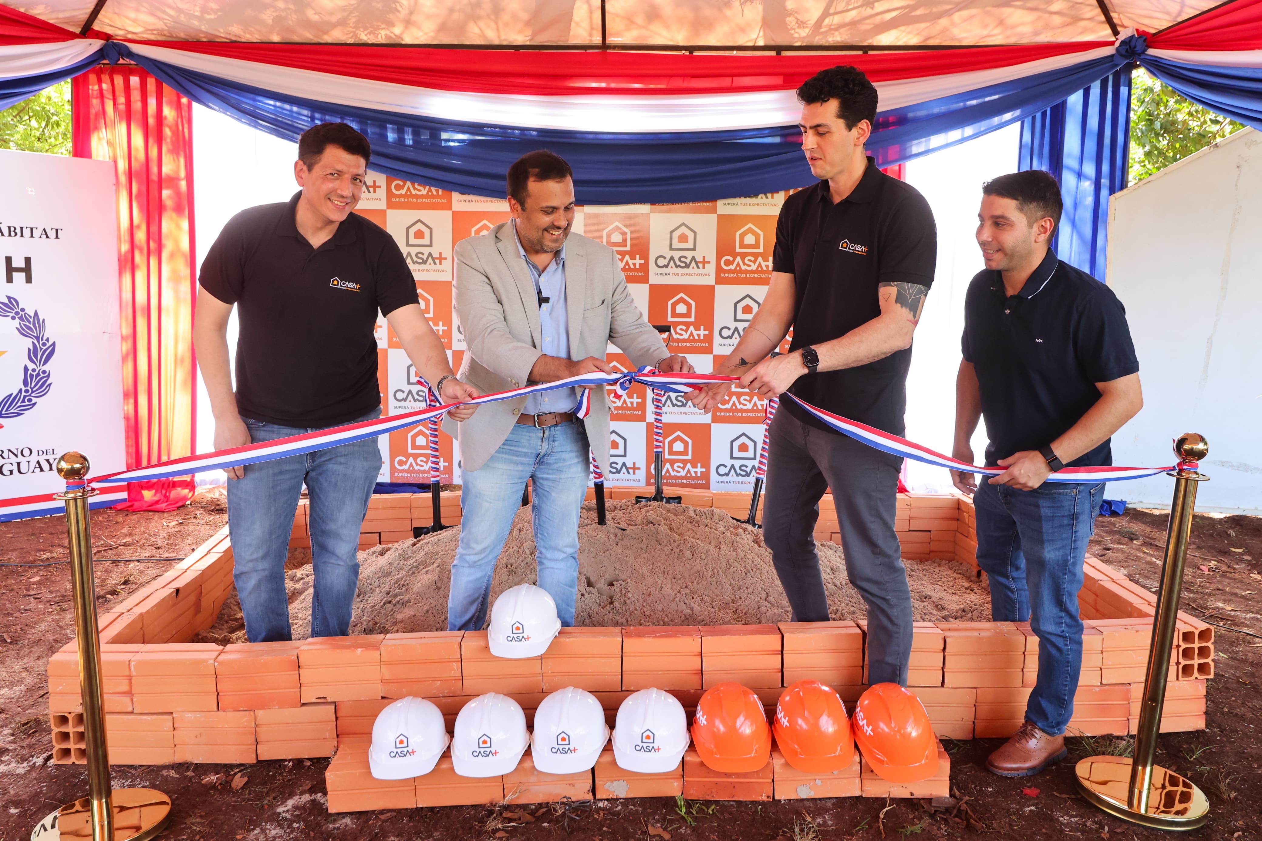 7a1a744e-f529-40ce-baac-6b140984ffb6