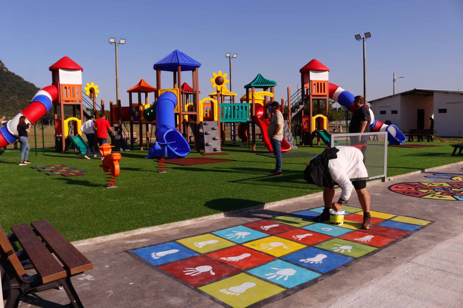 0e103d7b-10eb-4e16-b97e-88f7ef42eaa9