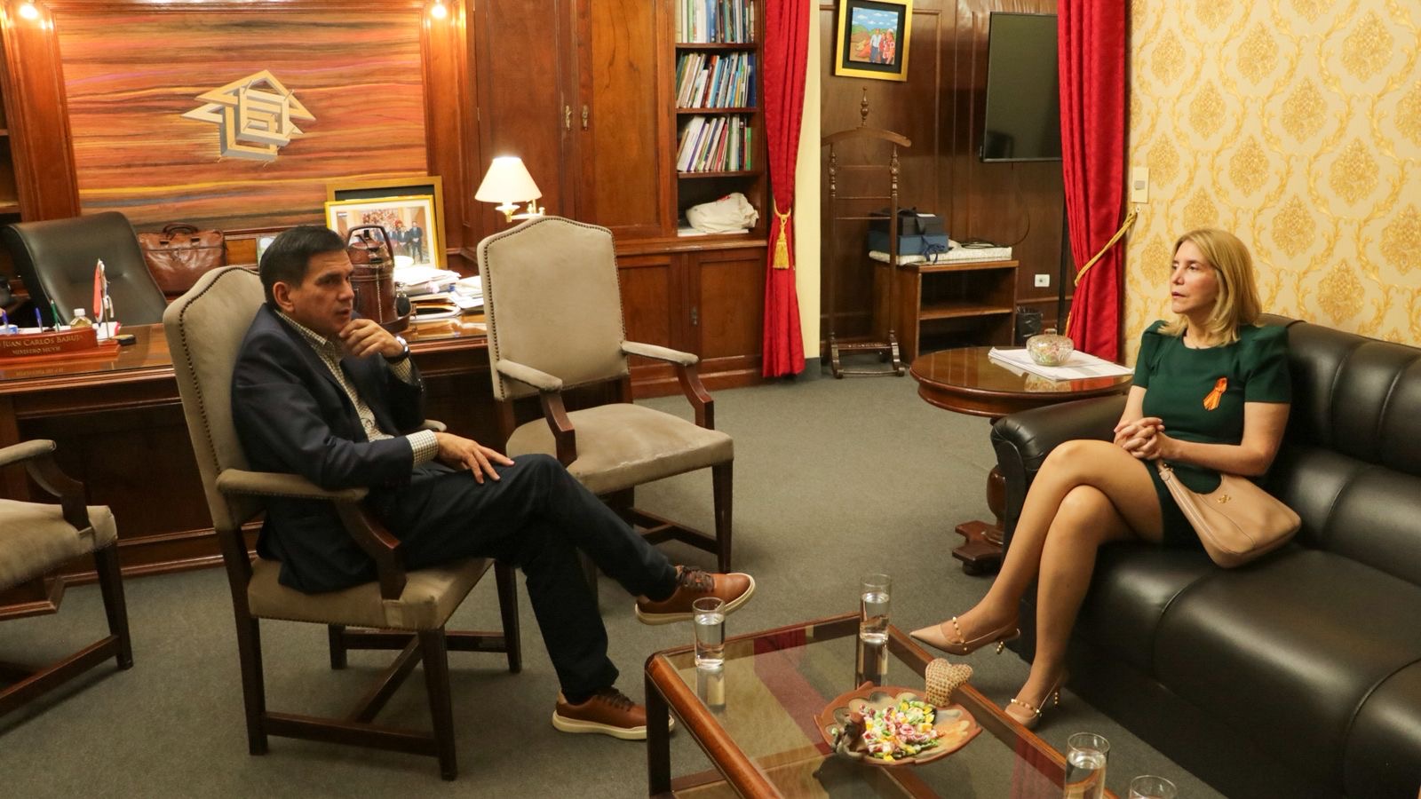 15173d21-5a43-4f70-a854-258c285e9842