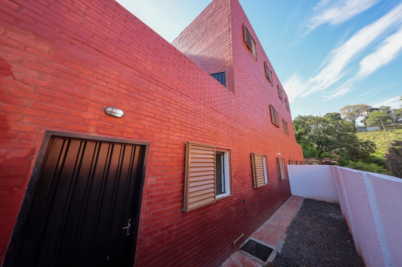 6c2a5603-612b-4b68-99a3-7e97e21adc89