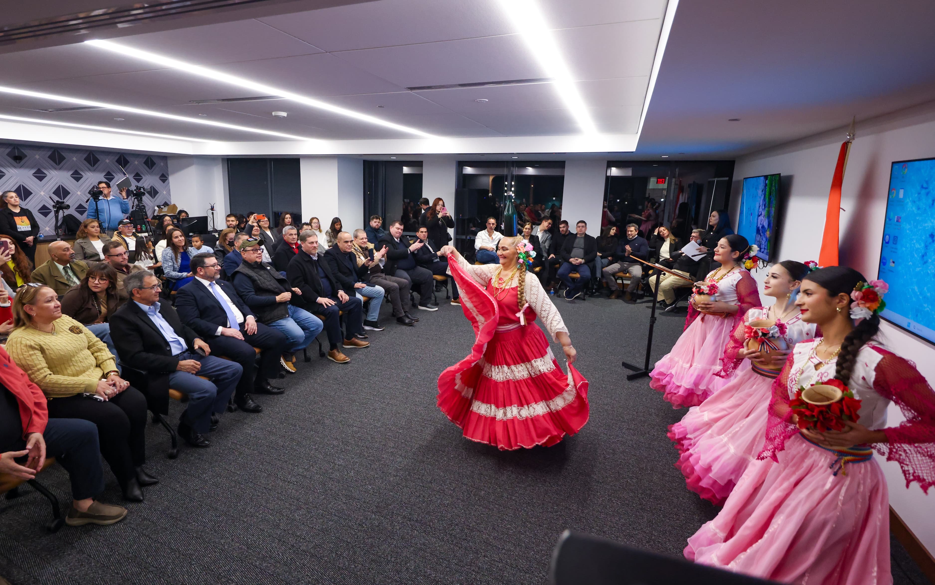 97cc1cd3-8916-42bc-812c-7e68b703f31f