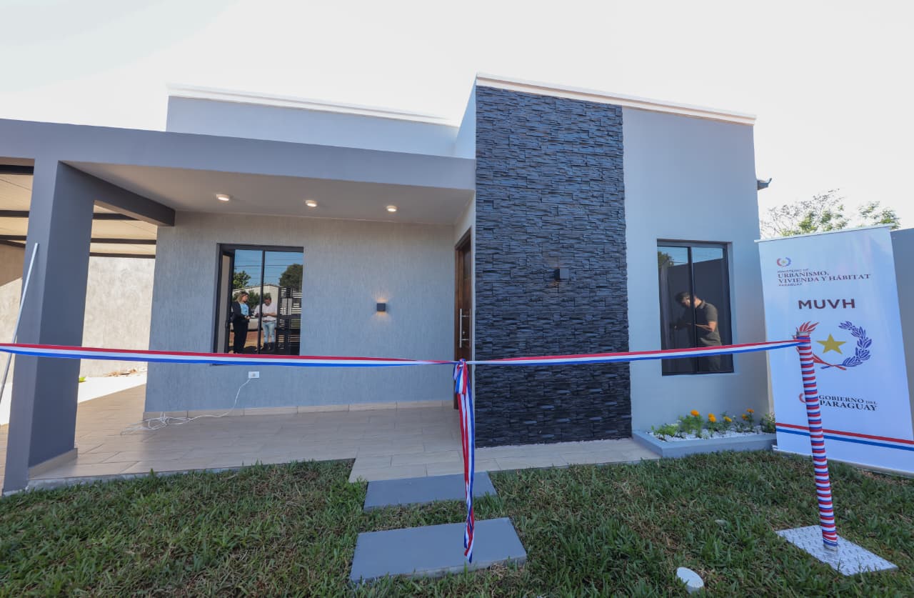 WhatsApp Image 2025-11-06 at 12.17.49 (1)