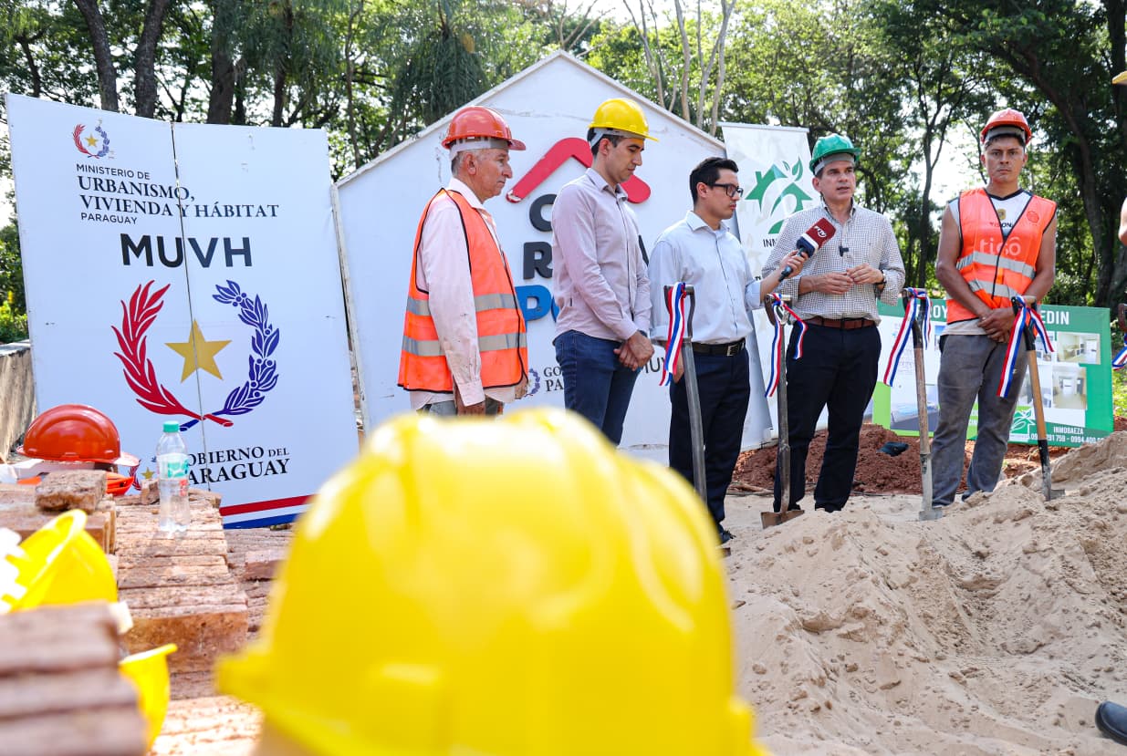 WhatsApp Image 2025-11-25 at 19.31.06 (1)