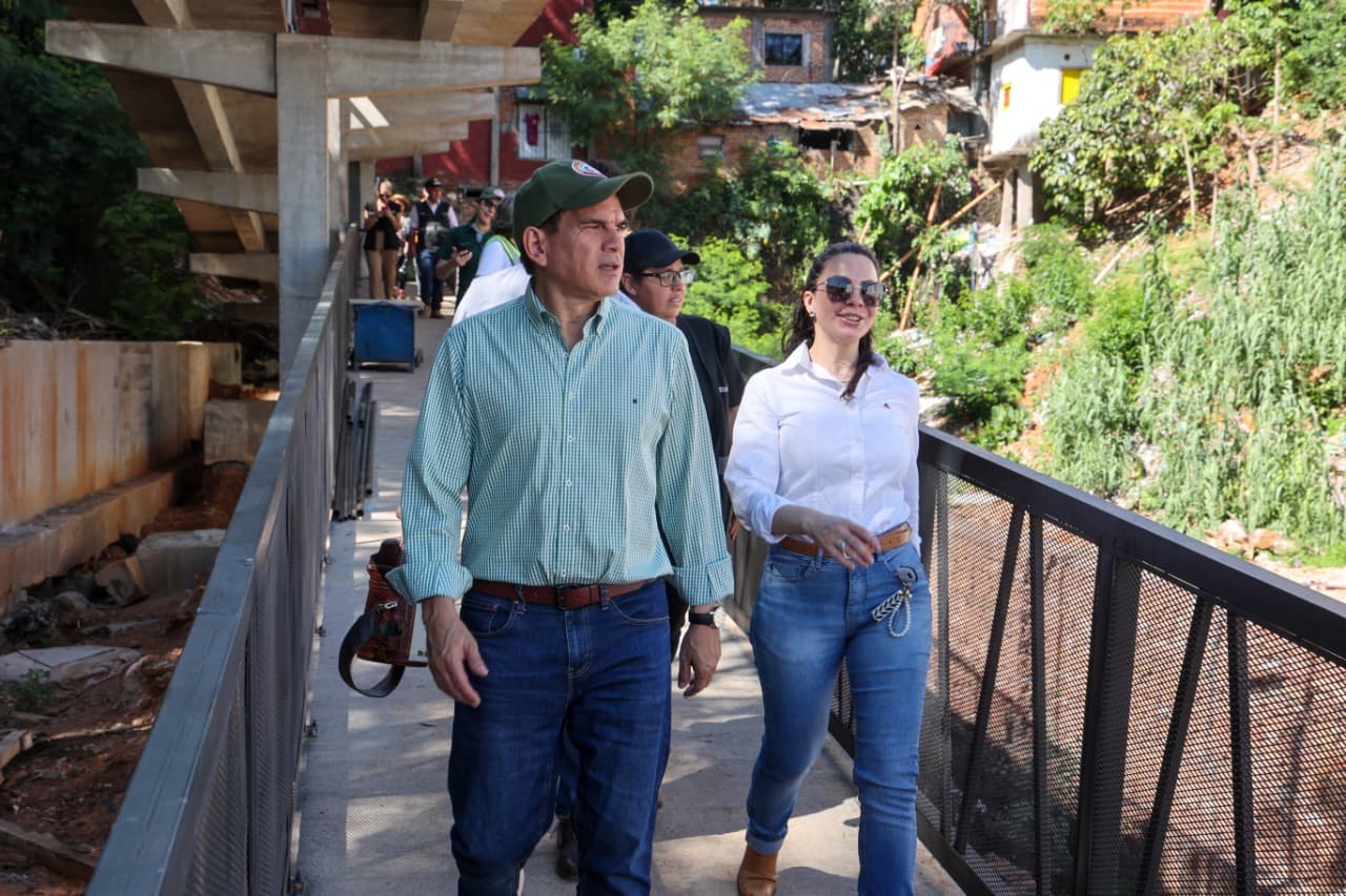 a10dd8bf-34ae-4138-bc7d-bc81177059a5