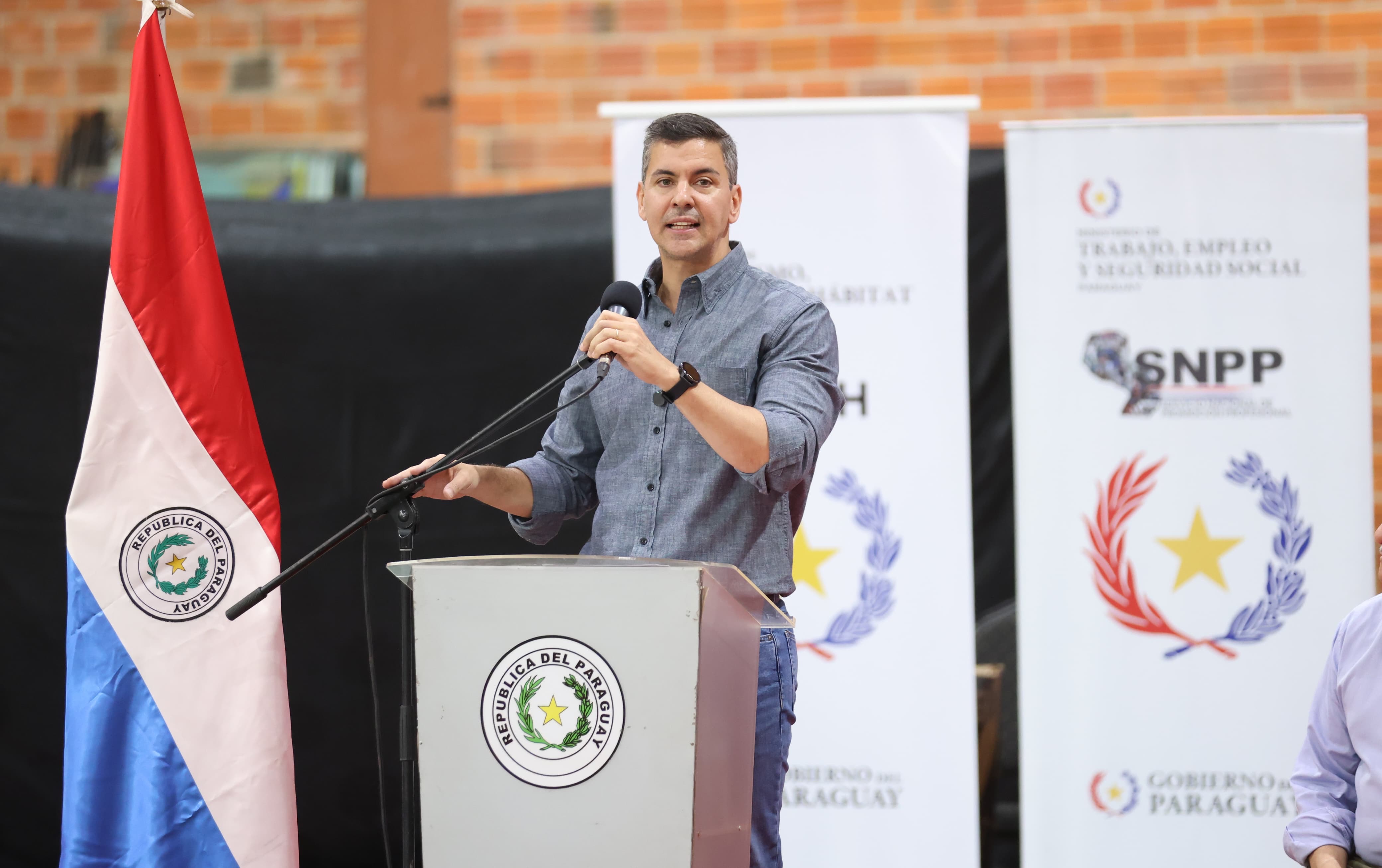 b875cf05-e02b-4ff1-b48a-f84022463c07