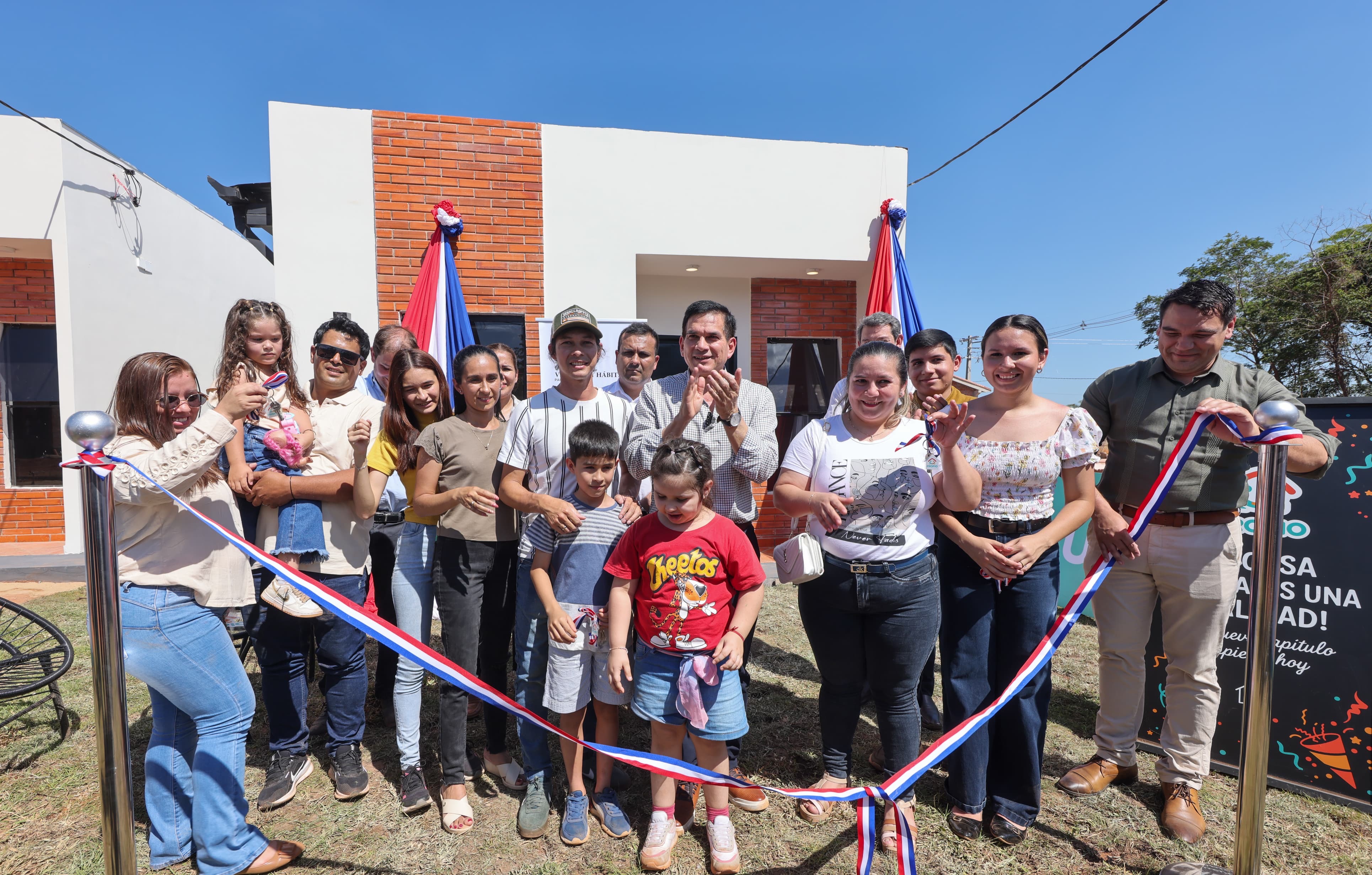 f23395ad-94e4-48b4-aefb-5a26ca75798f