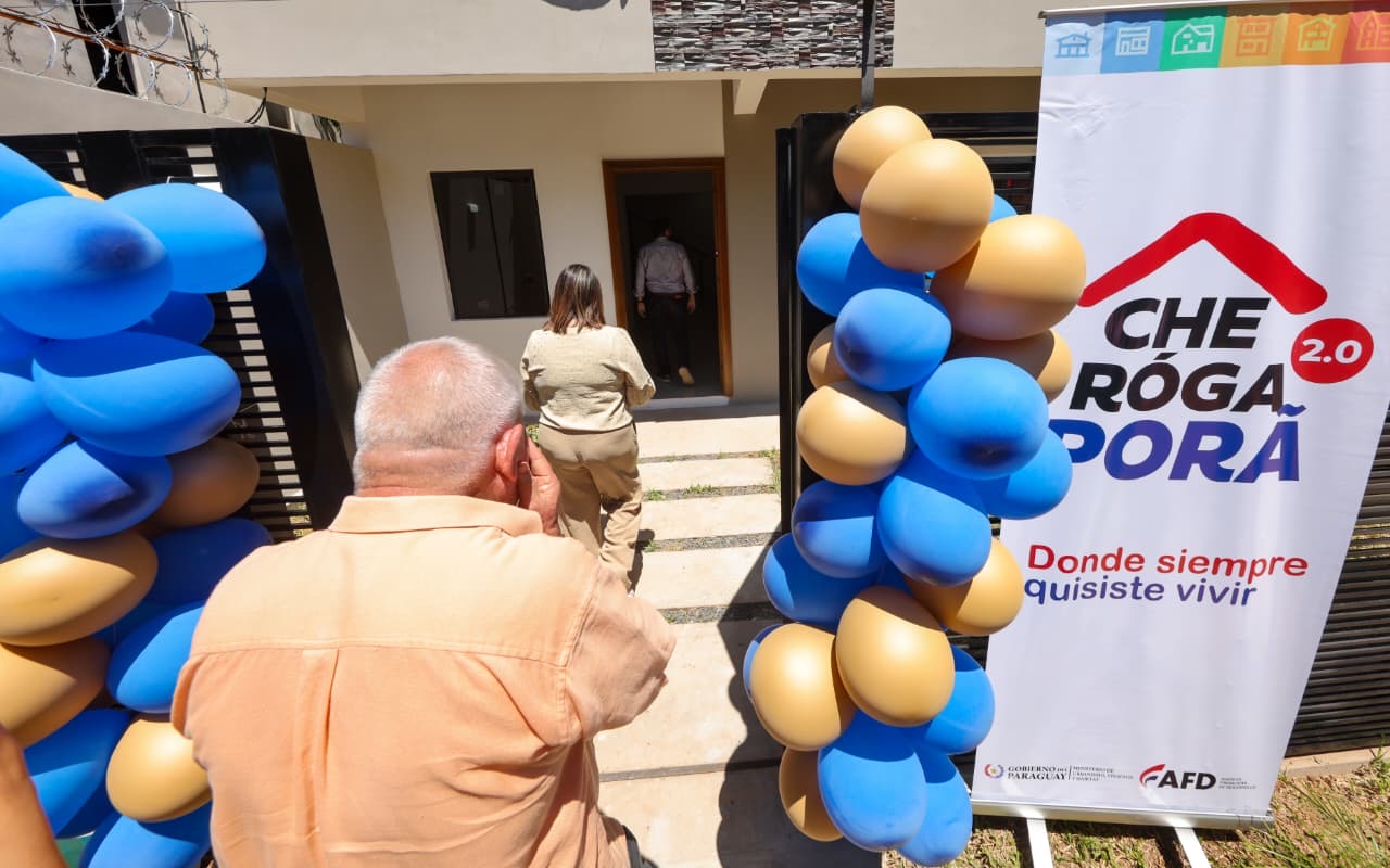 22b0bb61-25f8-42ae-a492-1c4a31eef086