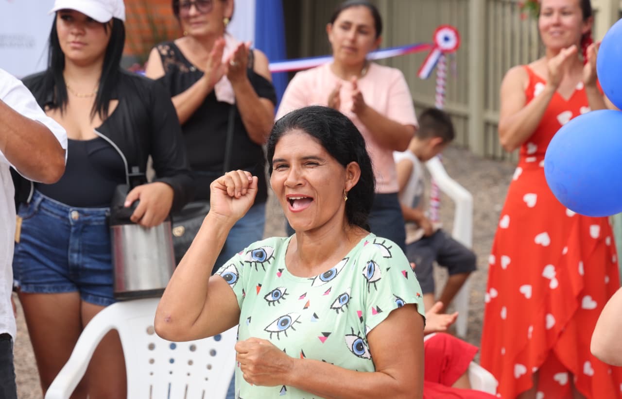 5df0c19d-13f4-4b82-bded-f053bcfac259