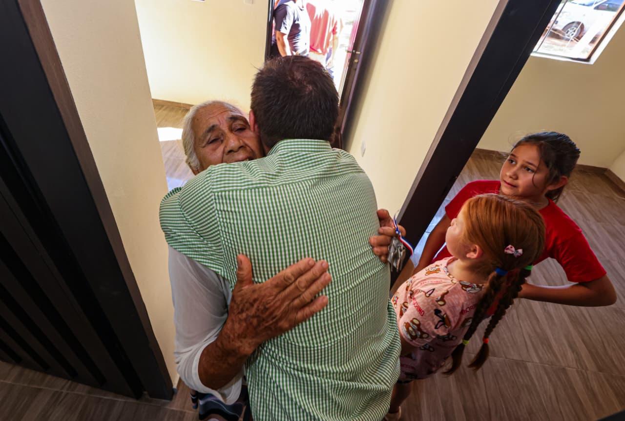 6c161988-2b88-414c-a43e-8bba3078e734