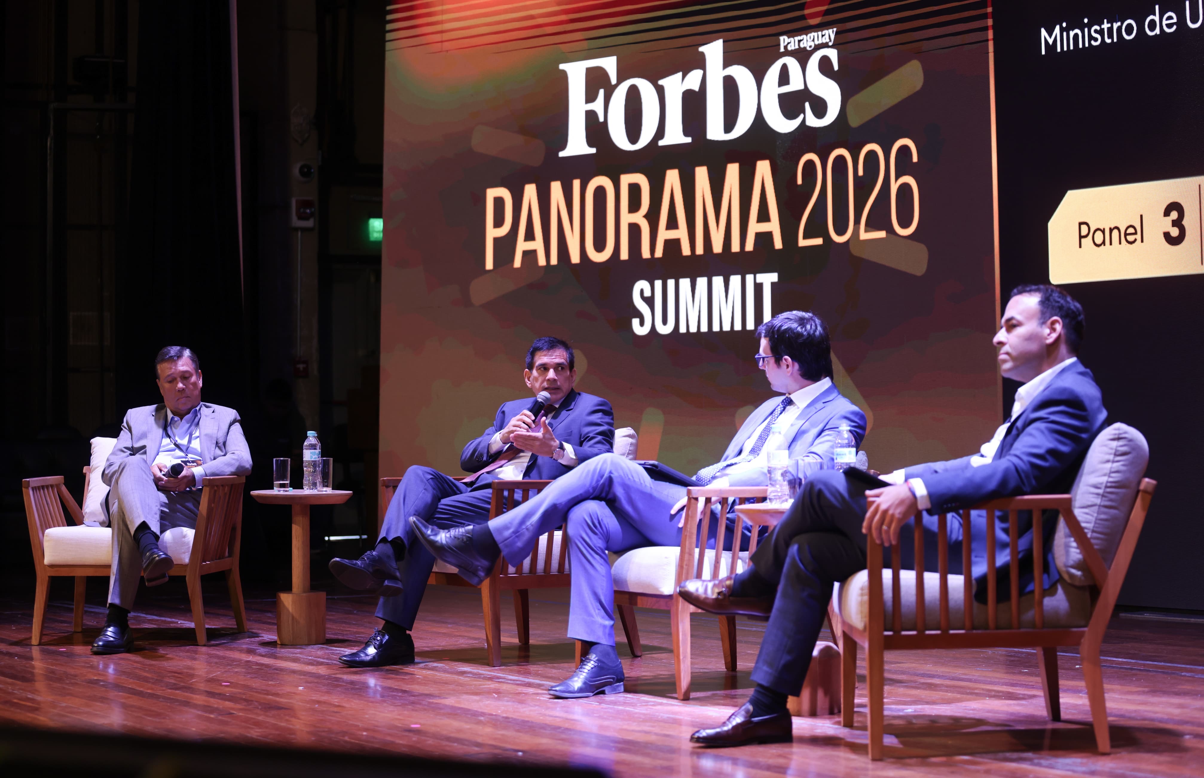 e8e2d33f-621f-4b18-8110-dfc7262c594d