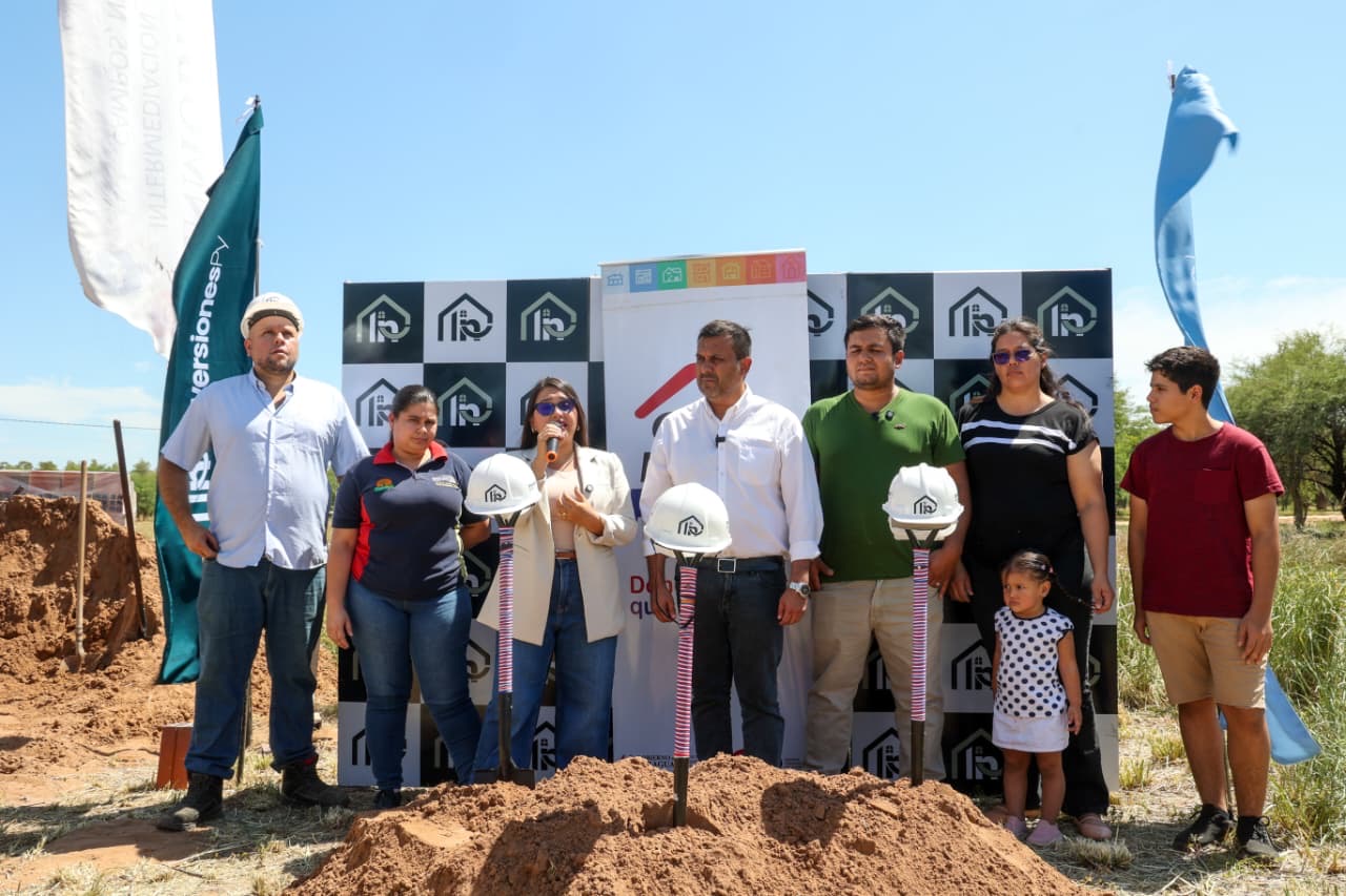 1e6a867c-6b4d-49ff-a131-a3c336b65d02