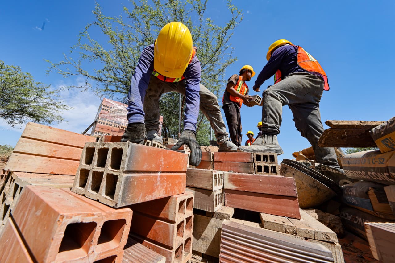 a292da96-b6bd-49ec-b7b7-7908c47b7674