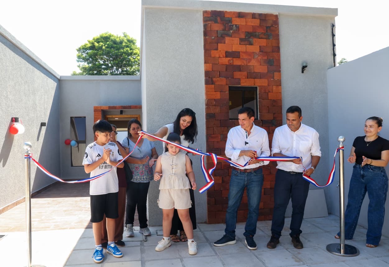 bdfc5518-d8da-4a3b-8434-e77f2f2d6c75