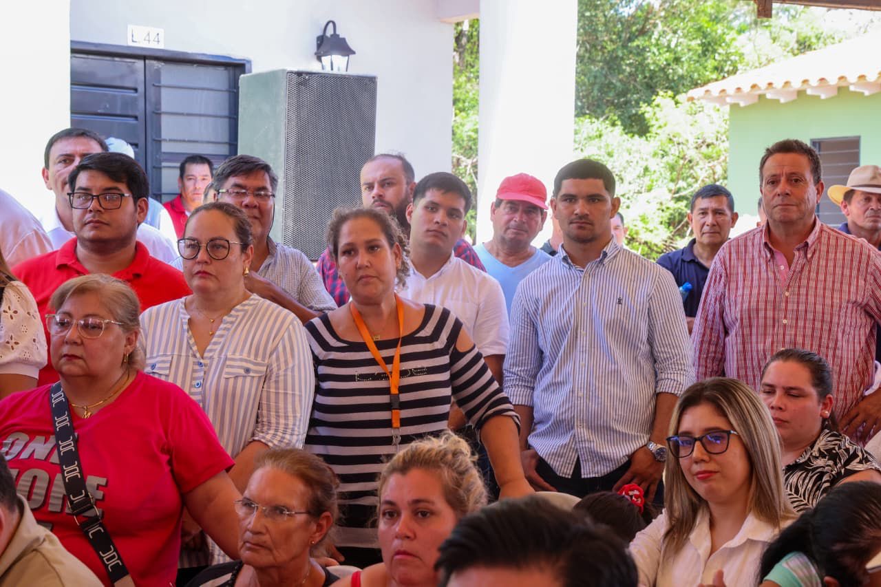 dff807db-4907-4f69-bb50-932857a7d30e